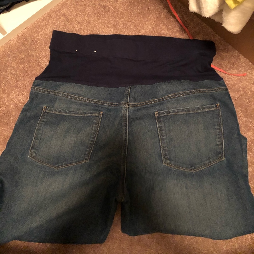 Maternity jeans - Picture 2 of 3